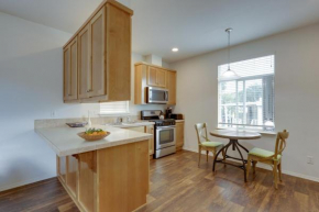 Oak View Vacation Rental about 1 Mi to Lake Casitas!
